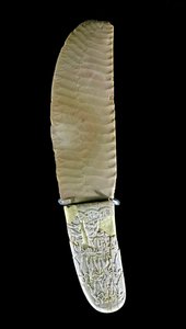 Kniv utskåret med kampscener, fra Gebel el-Arak, Naqada II-perioden, ca. 3500-3100 (flint og flodhest elfenben)